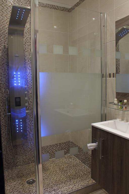 Le Love Spa Lyon Pokoj fotografie